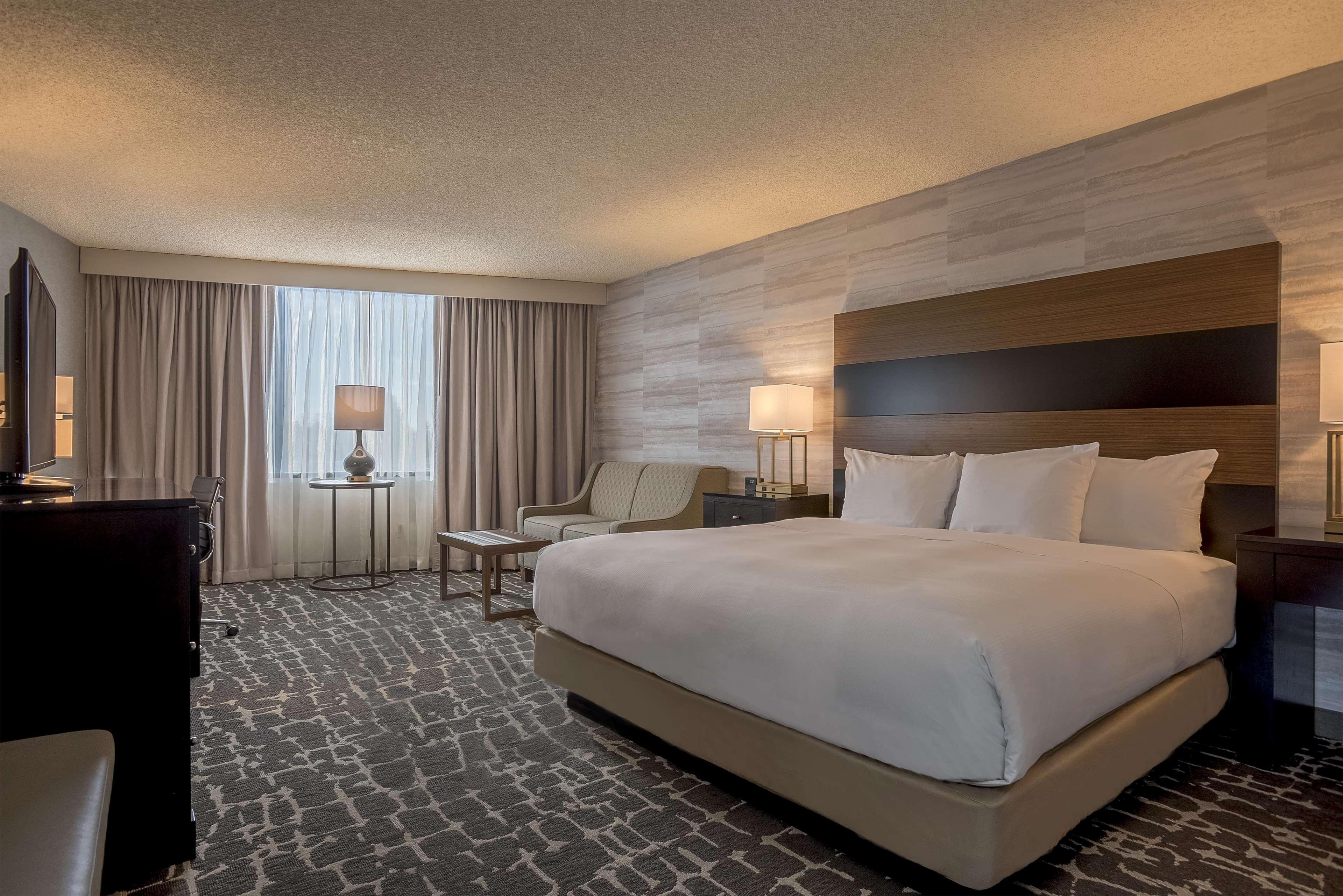Doubletree By Hilton Hotel Denver - Аурора Екстериор снимка